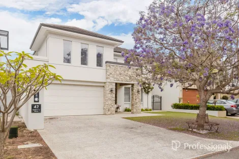 42 Spiderlily Mews, Karrinyup, WA 6018