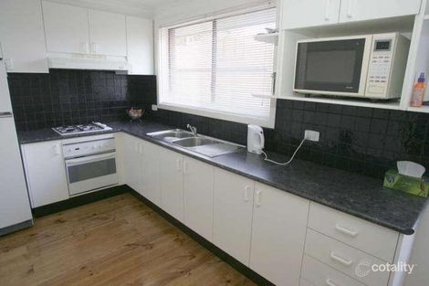 Property photo of 14 Roach Drive Altona Meadows VIC 3028