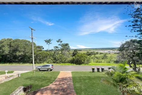 Property photo of 22 Samarai Drive Kawungan QLD 4655
