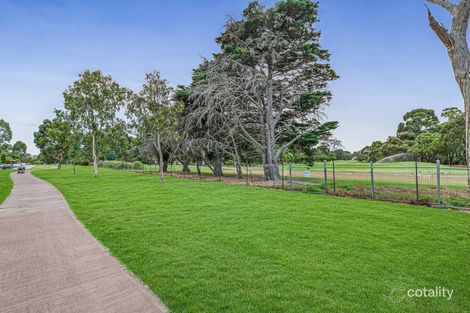 Property photo of 12 Greenview Terrace Keysborough VIC 3173