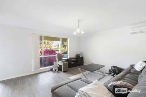 Property photo of 11 Harbour View Parade Warrenup WA 6330