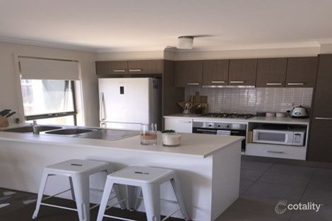 Property photo of 17/11 Brunnings Road Carrum Downs VIC 3201