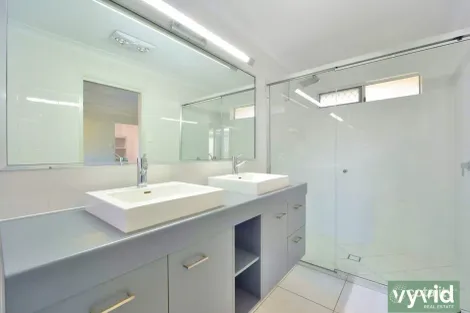 Property photo of 5 Briffney Street Kirkwood QLD 4680