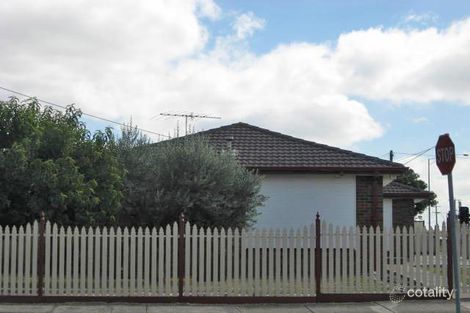 Property photo of 2 Myuna Drive Kings Park VIC 3021