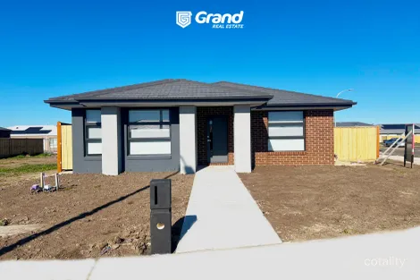 119 Burnbank Pde, Clyde North, VIC 3978