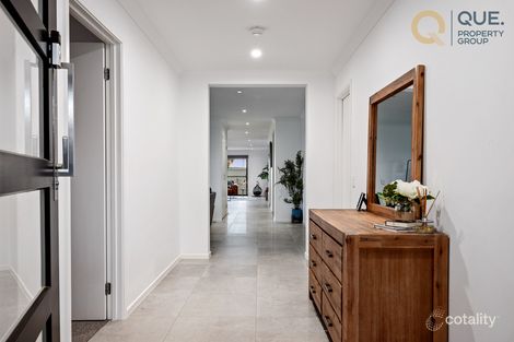 Property photo of 36 Stockman Circuit Thurgoona NSW 2640
