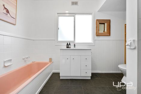 Property photo of 1314 Geelong Road Mount Clear VIC 3350