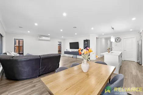 Property photo of 3 Marlee Drive Deanside VIC 3336