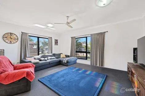 Property photo of 62 Woodwark Drive Bushland Beach QLD 4818