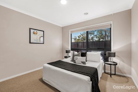 Property photo of 8 Polesden Mews Roxburgh Park VIC 3064