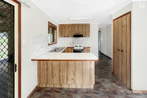 Property photo of 22 Samarai Drive Kawungan QLD 4655