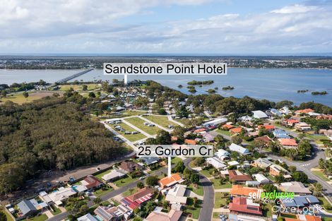 Property photo of 25 Gordon Crescent Sandstone Point QLD 4511