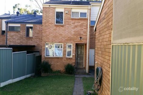 Property photo of 9 Park Row Bradbury NSW 2560