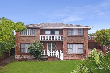 7 Falklands Ave, Bossley Park, NSW 2176