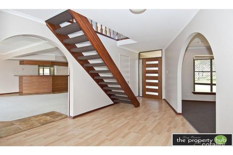 Property photo of 16 Guyra Close Mount Warren Park QLD 4207