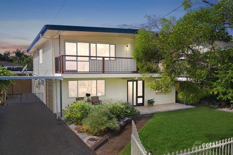 Property photo of 39 Hughes Avenue Kanwal NSW 2259