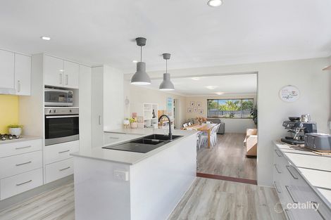 Property photo of 39 Hughes Avenue Kanwal NSW 2259