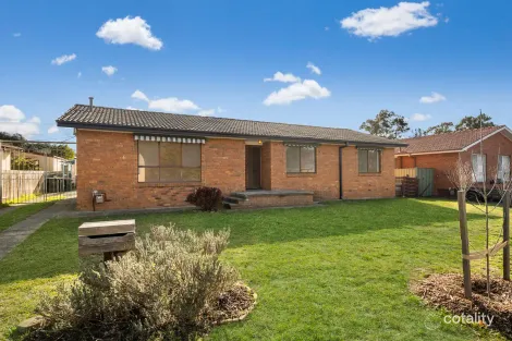 Property photo of 61 Campaspe Circuit Kaleen ACT 2617