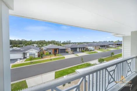 Property photo of 13 Mainstone Street Drouin VIC 3818
