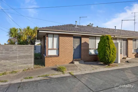 Property photo of 1/607 Creswick Road Wendouree VIC 3355