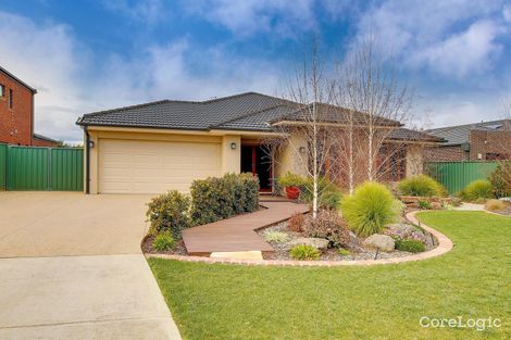 Property photo of 24 Traminer Row Werribee VIC 3030