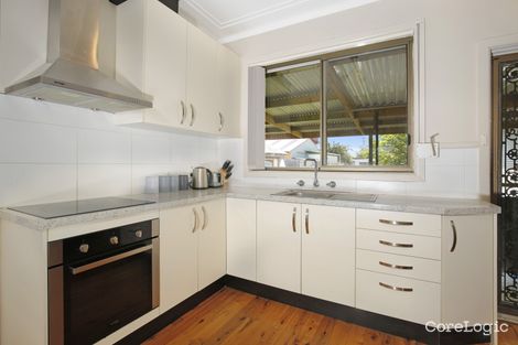 Property photo of 8 Susan Avenue Warilla NSW 2528