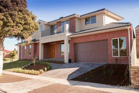 Property photo of 6 View Court Dandenong North VIC 3175