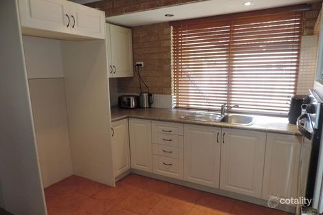 Property photo of 25 Lyrebird Loop Seville Grove WA 6112
