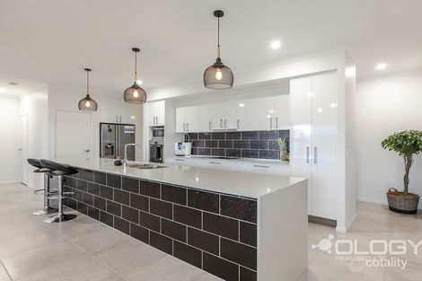 Property photo of 5 Edenbrook Drive Parkhurst QLD 4702