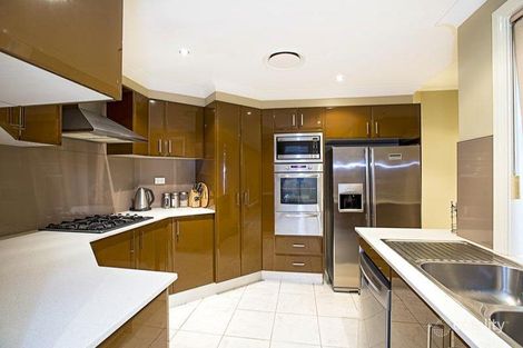 Property photo of 31 Greenway Drive West Hoxton NSW 2171