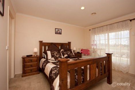 Property photo of 12 Norwegian Way Narre Warren South VIC 3805