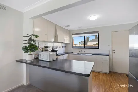 Property photo of 1/607 Creswick Road Wendouree VIC 3355