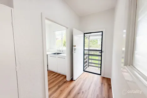 Property photo of 44 Hamel Street Box Hill South VIC 3128