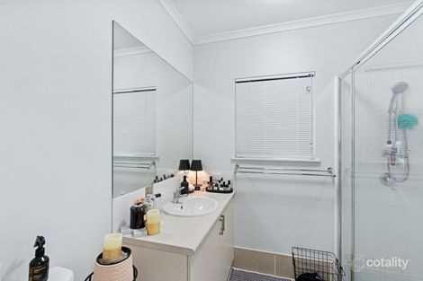 Property photo of 43 Flagstone Terrace Smithfield QLD 4878