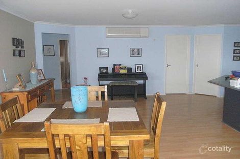 Property photo of 24 Riveroak Drive Mardi NSW 2259