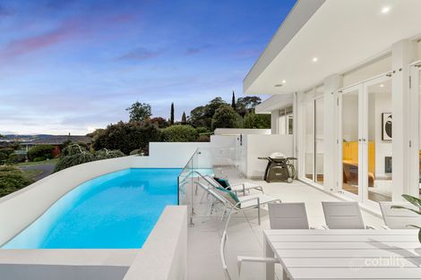 Property photo of 4 Skye Court Glen Waverley VIC 3150