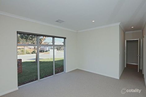 Property photo of 30 Donar Street Innaloo WA 6018