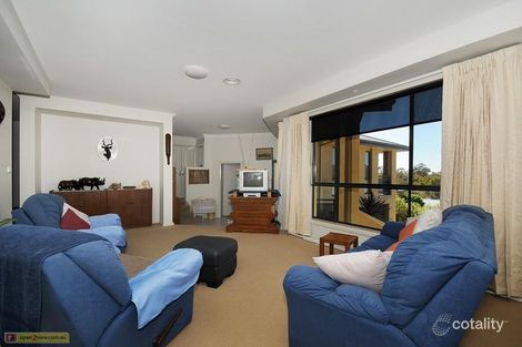 Property photo of 154 Waterfall Drive Jerrabomberra NSW 2619