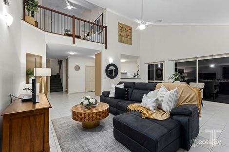 Property photo of 15 Bushlark Way Carindale QLD 4152