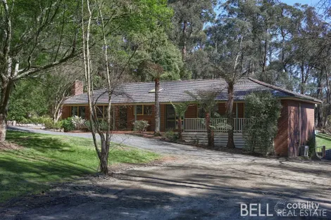 51 Devon Ave, Cockatoo, VIC 3781