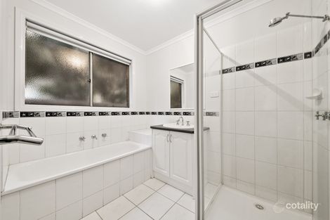 Property photo of 11 Amity Way Cranbourne West VIC 3977