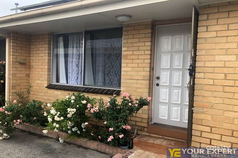 2/16 Robert St, Dandenong, VIC 3175