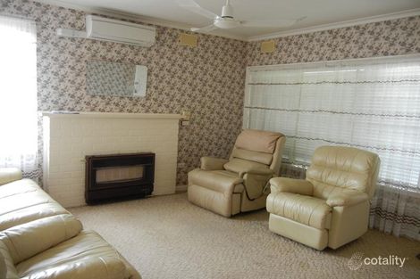 Property photo of 13 Bertram Street Drouin VIC 3818