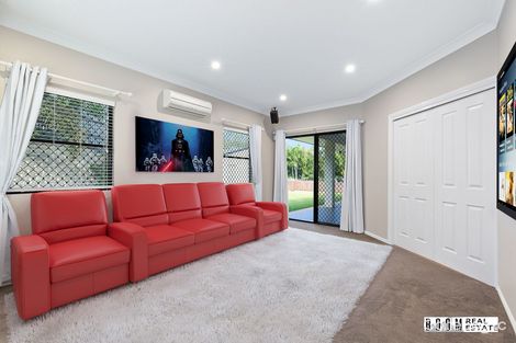 Property photo of 2 Foale Court Kawana QLD 4701