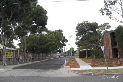 Property photo of 2 Chedgey Drive St Albans VIC 3021