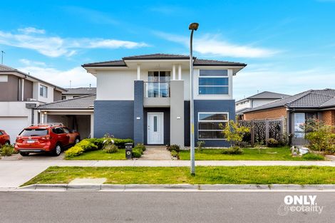 12 Madeira Dr, Clyde North, VIC 3978