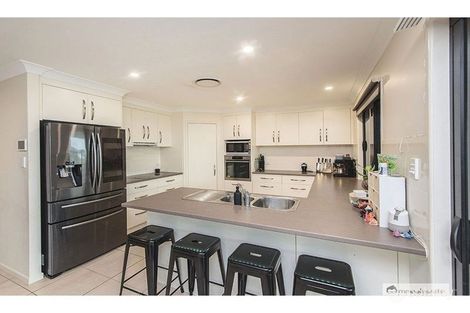 Property photo of 26 Broadhurst Drive Gracemere QLD 4702