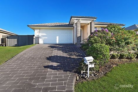 Property photo of 3 Pinto Way Wadalba NSW 2259