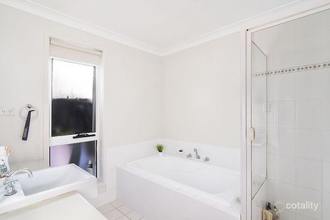 Property photo of 3 Pinto Way Wadalba NSW 2259
