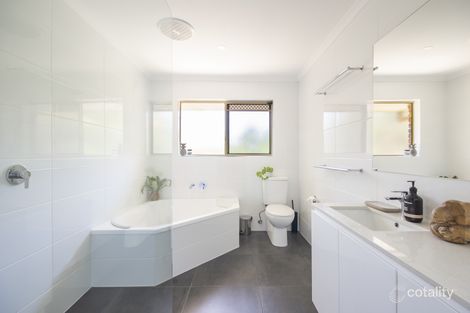 Property photo of 175 Centenary Heights Road Yaroomba QLD 4573